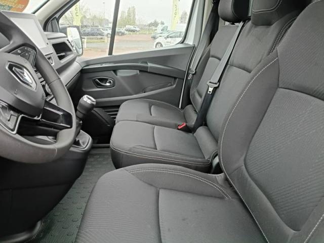 Renault Trafic image 4