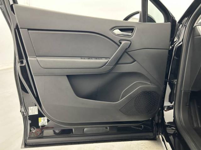 Renault Captur image 1