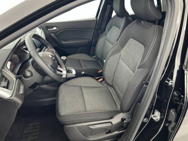 Renault Captur image 8