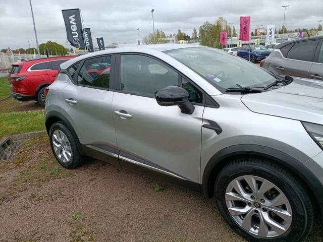 Renault Captur image 9