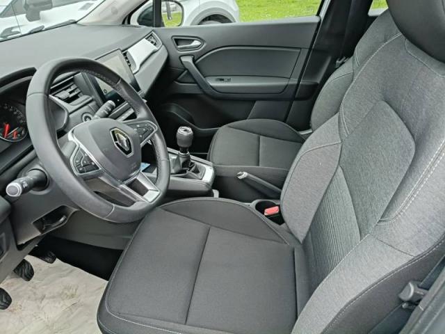 Renault Captur image 8