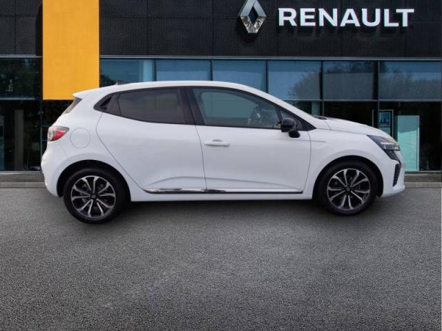 Renault Clio image 9
