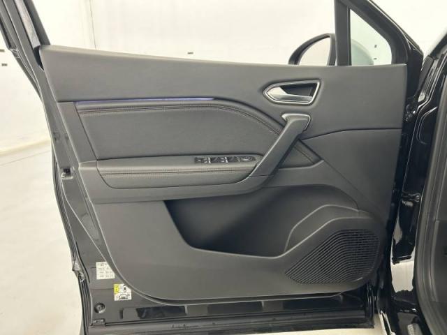 Renault Captur image 2