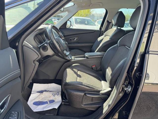 Renault Grand Scénic image 9