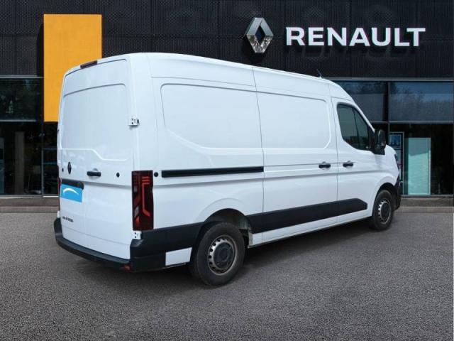 Renault Master image 9