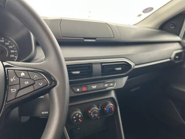 Dacia Sandero image 1