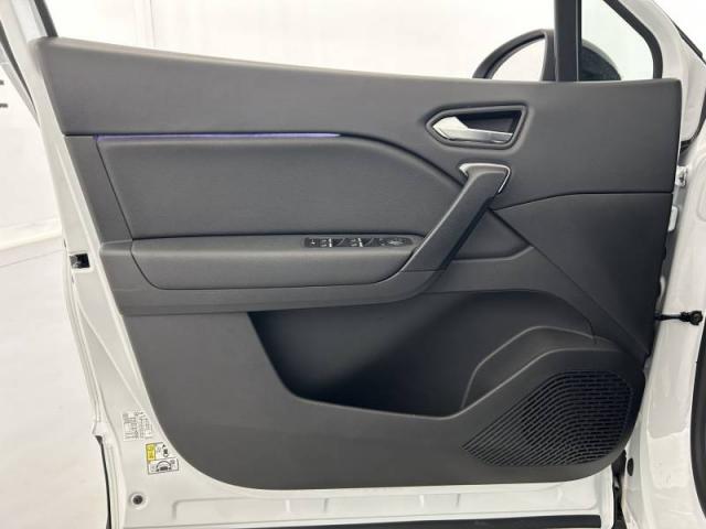 Renault Captur image 1