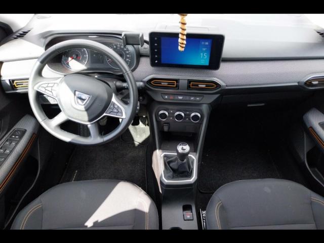 Dacia Sandero image 1