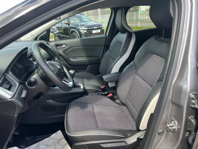 Renault Captur image 6