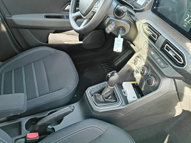 Dacia Sandero image 2