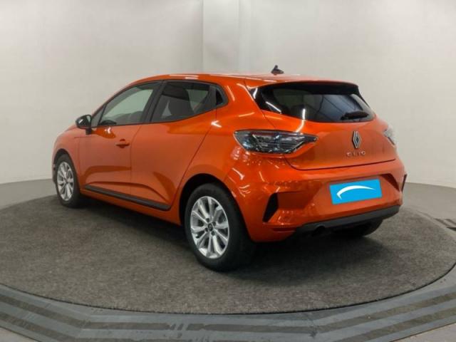 Renault Clio image 8