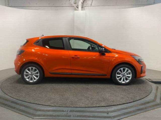 Renault Clio image 6