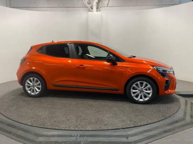 Renault Clio image 1