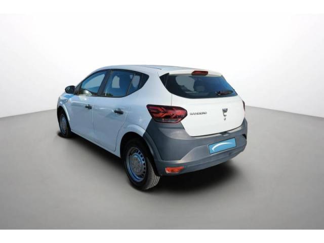 Dacia Sandero image 2