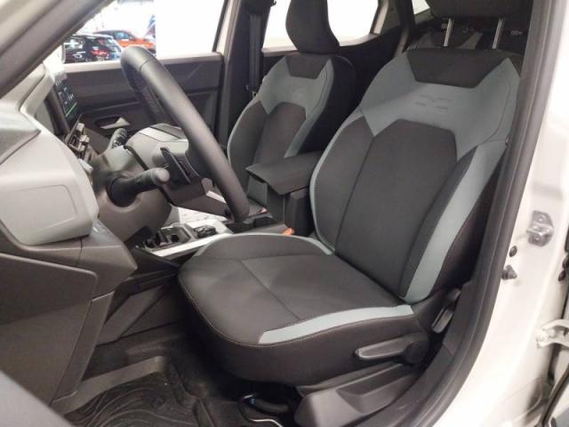 Dacia Duster image 1