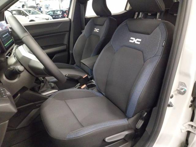Dacia Duster image 1