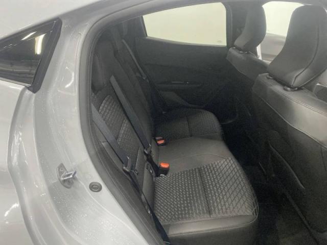 Renault Clio image 8