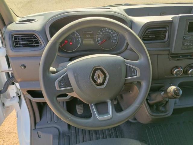 Renault Master image 8