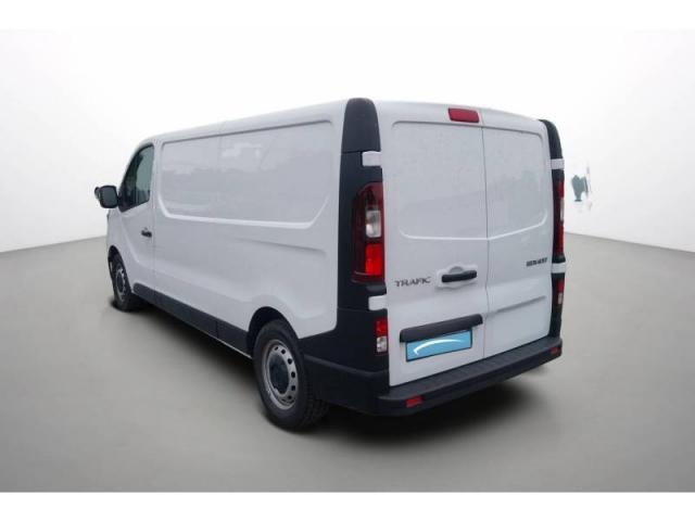 Renault Trafic image 2