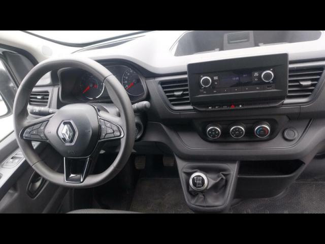 Renault Trafic image 8
