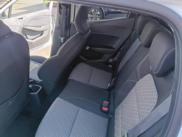 Renault Clio image 6