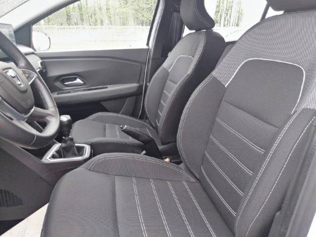 Dacia Sandero image 8