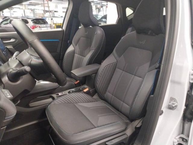 Renault Captur image 1
