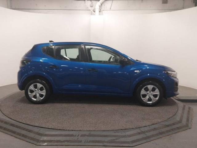 Dacia Sandero image 2