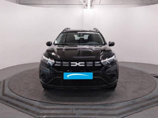 Dacia Jogger image 1