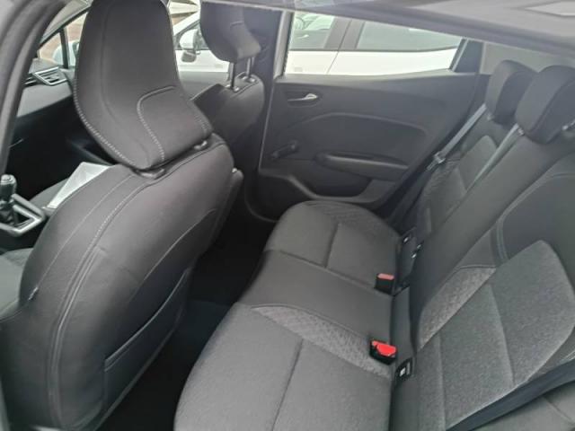 Renault Clio image 7