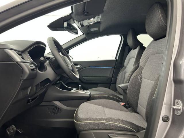 Renault Captur image 1
