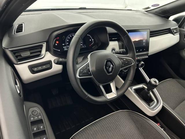 Renault Clio image 1