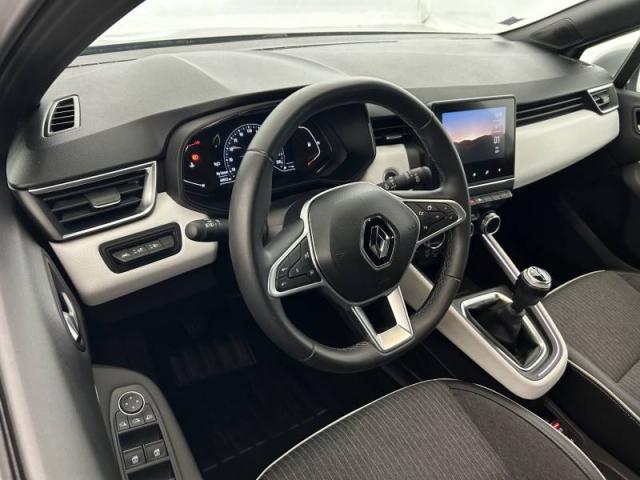 Renault Clio image 1
