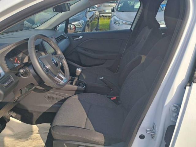 Renault Clio image 1