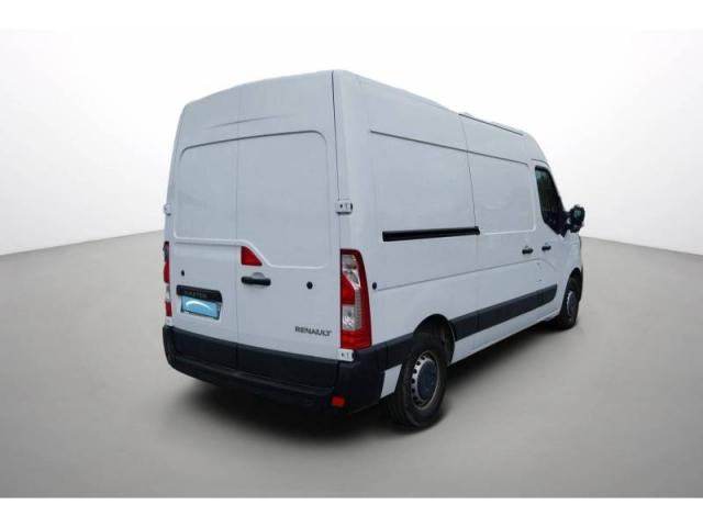 Renault Master image 2