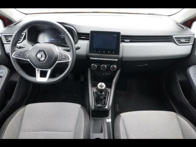 Renault Clio image 8