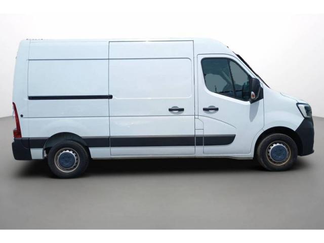 Renault Master image 2