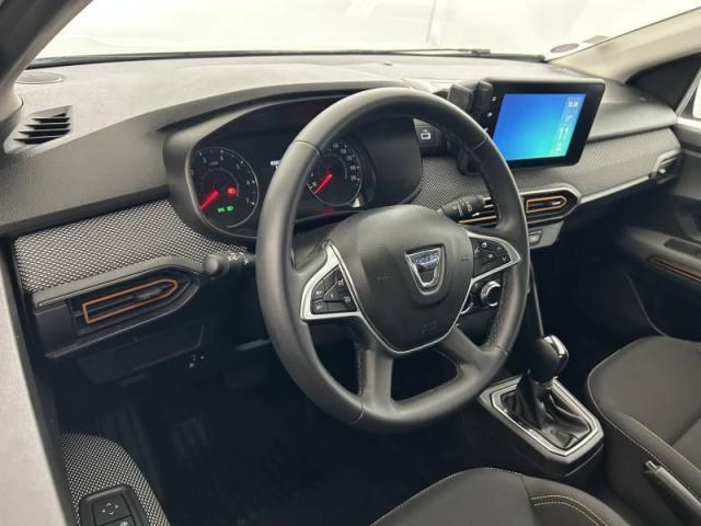 Dacia Sandero image 1