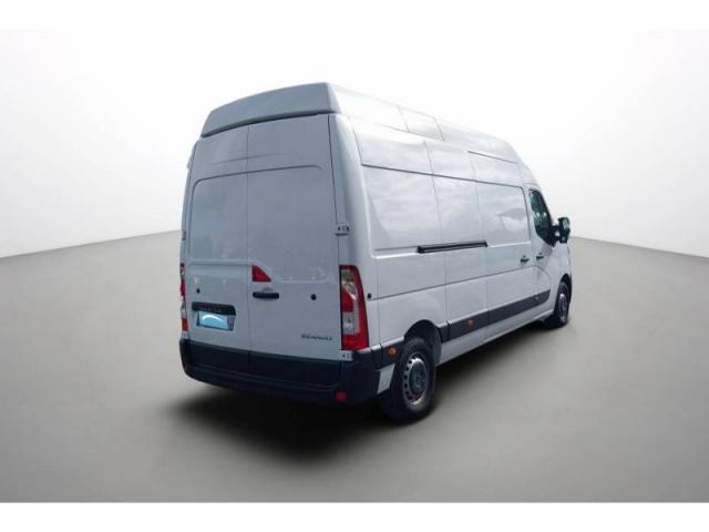 Renault Master image 2