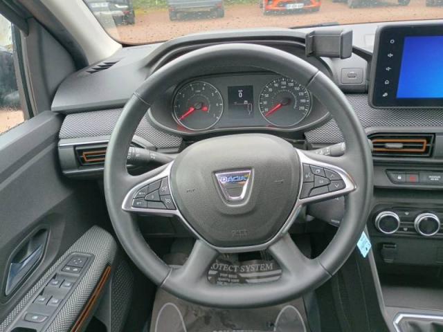 Dacia Sandero image 9