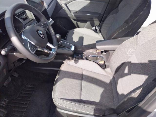Renault Captur image 6