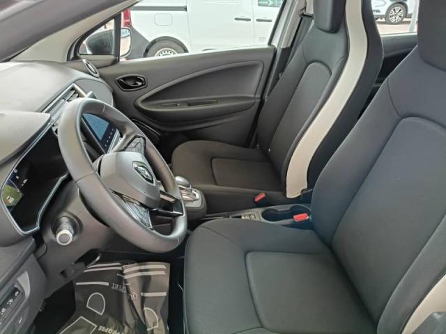 Renault Zoe image 9