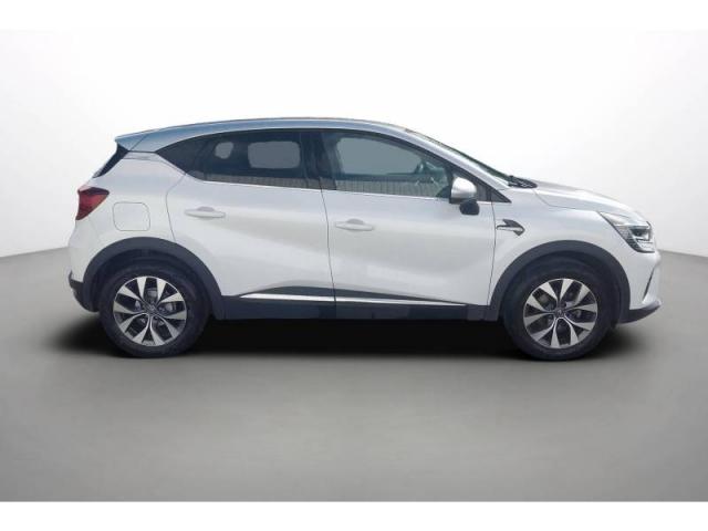 Renault Captur image 2
