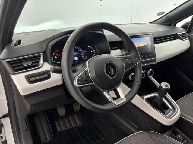 Renault Clio image 1