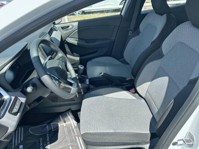 Renault Clio image 9