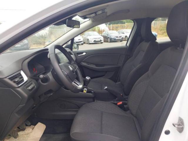 Renault Clio image 9