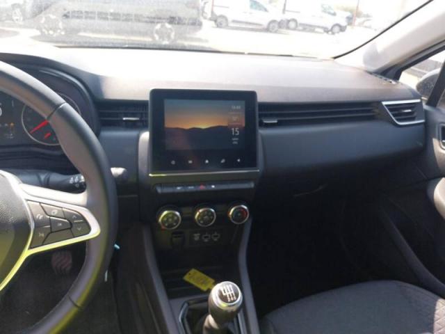Renault Clio image 2
