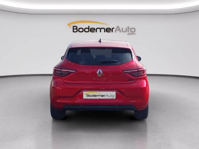 Renault Clio image 2