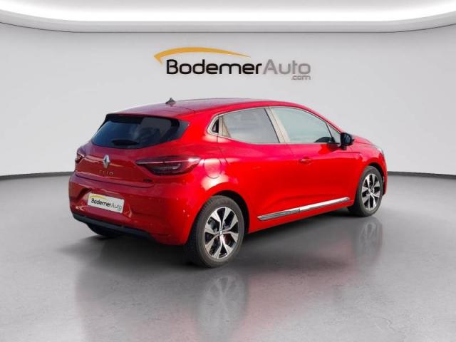 Renault Clio image 8