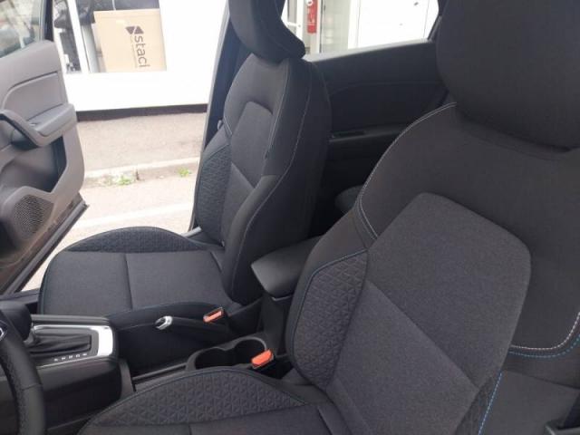 Renault Captur image 1
